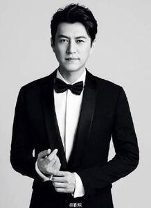 中国娱乐圈吃瓜男星是谁,那位被热议的“吃瓜男星”究竟是谁？  第3张