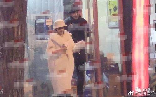 娱乐吃瓜酱的作品男友的奇葩穿搭,揭秘那些奇葩穿搭背后的故事  第3张